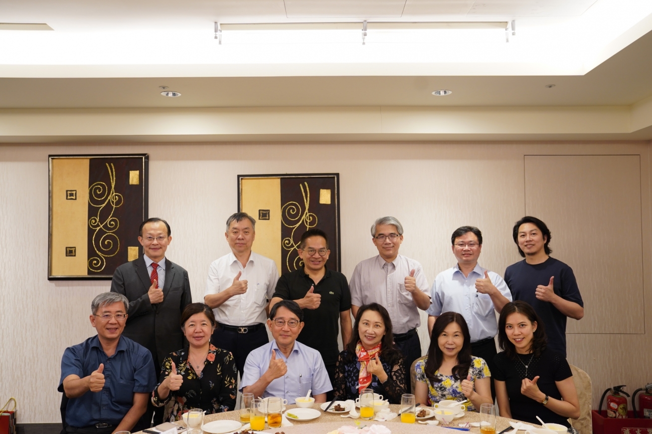 LINE_ALBUM_2025.09.09 理監事會議_250912_1.jpg